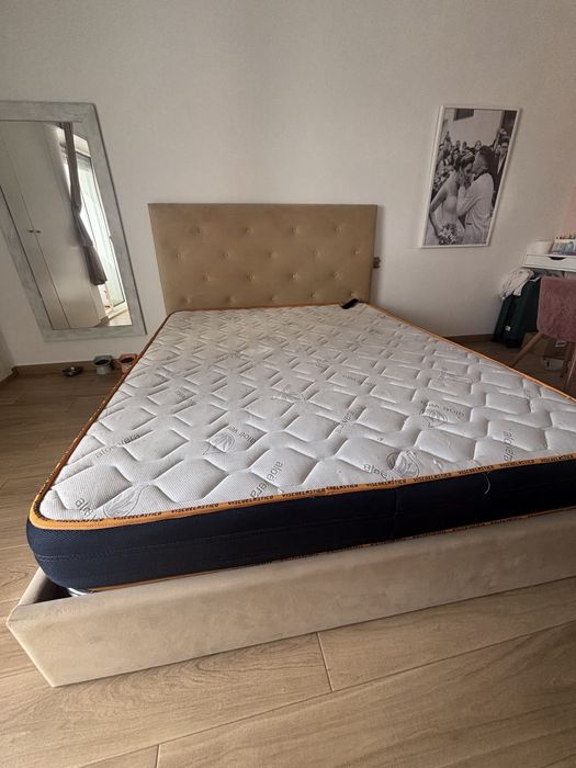 Cama de casal Queen Size + colchão