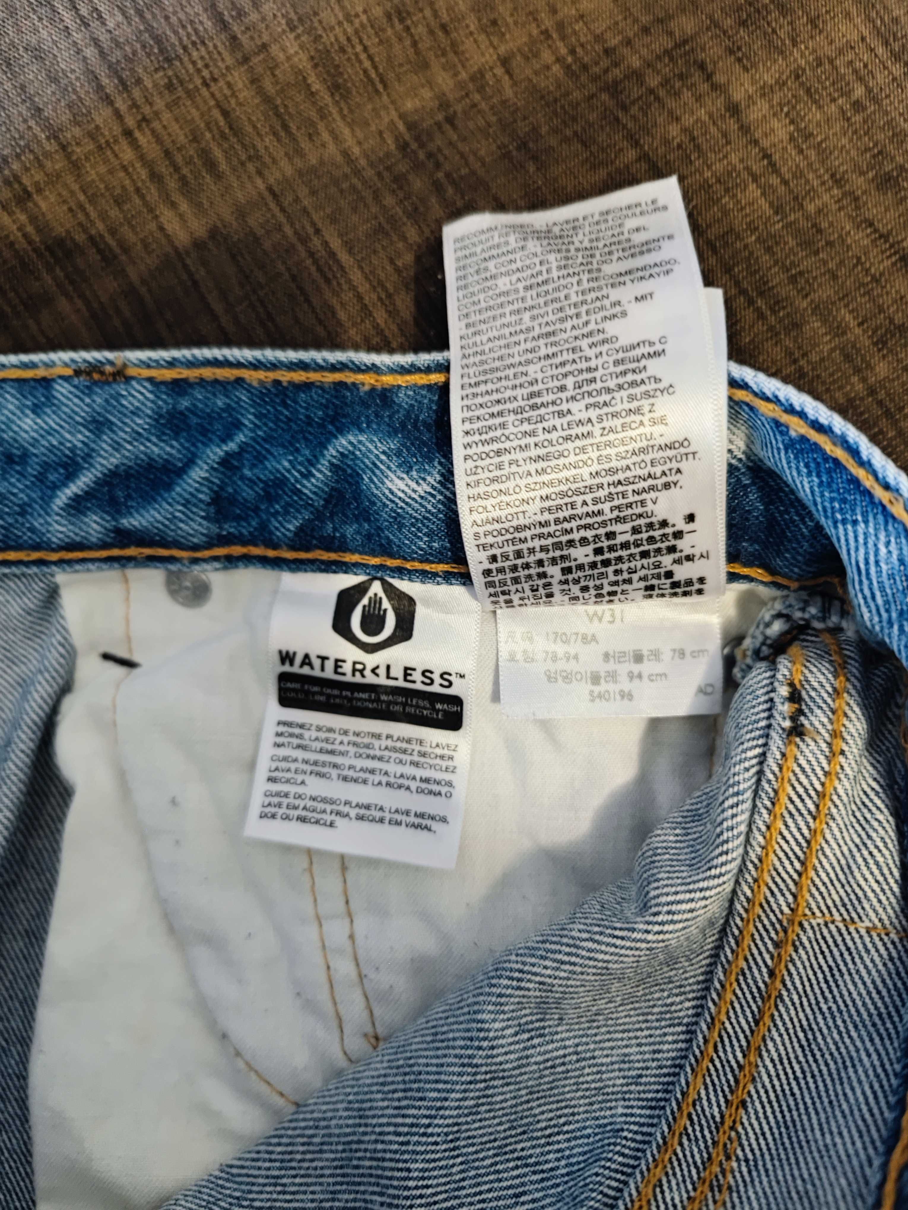 Мужские джинсовые шорты Levis (М)