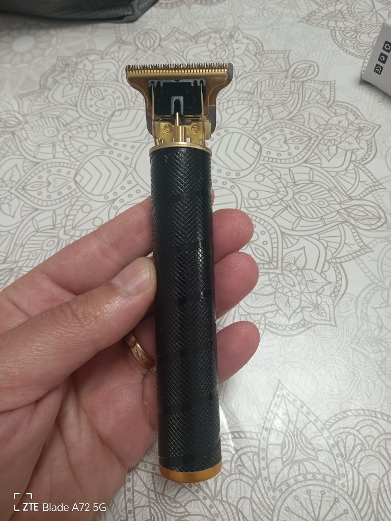 T9 máquina corte de cabelo e barba em alumínio