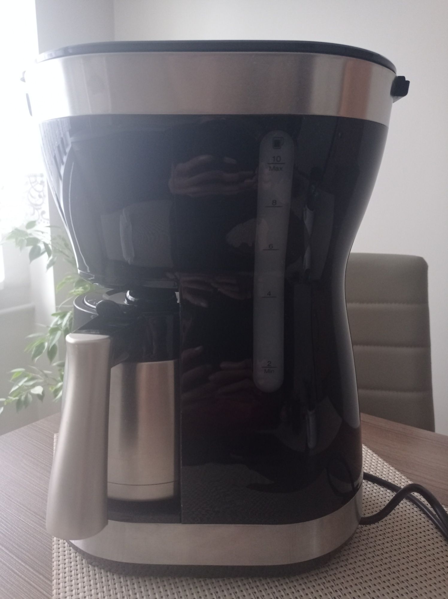 Ekspres przelewowy do kawy DeLonghi ICM16731