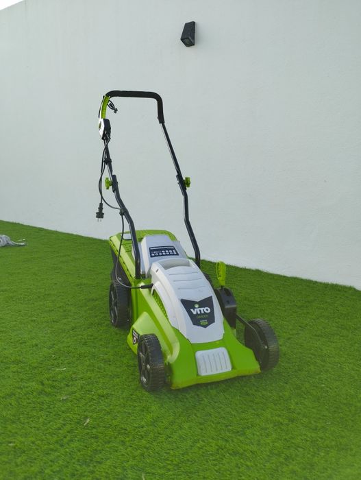 Corta relva elétrico