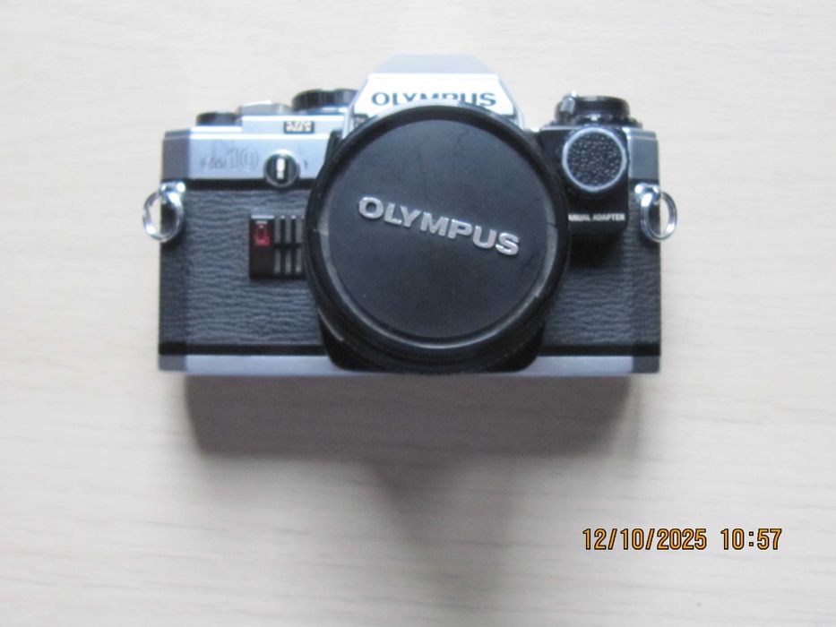 Olympus OM 10 lustzanka  aparat fotograficzny