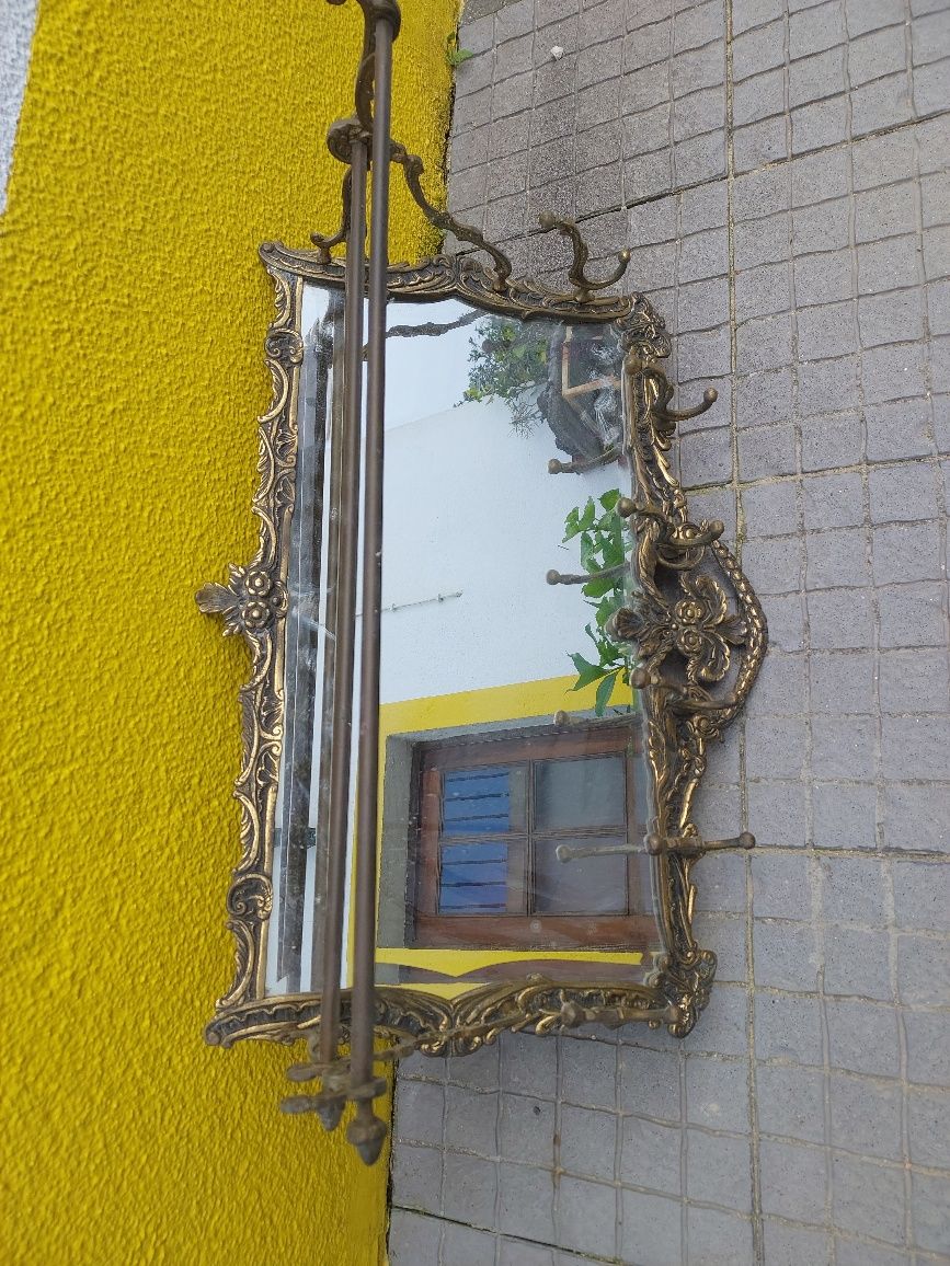 Espelho antigo muito conservado