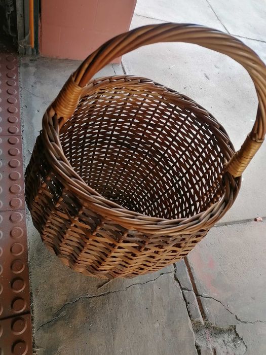Vendo Cesto de Verga
