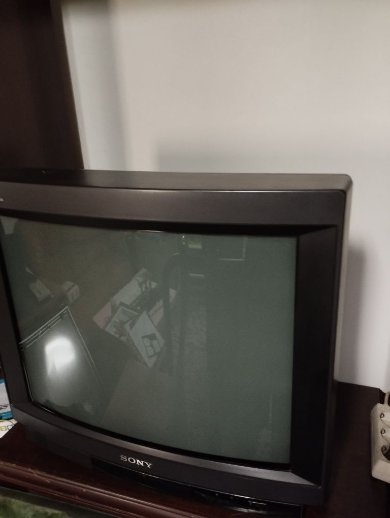 TV CRT Sony Trinitron KV-2510E