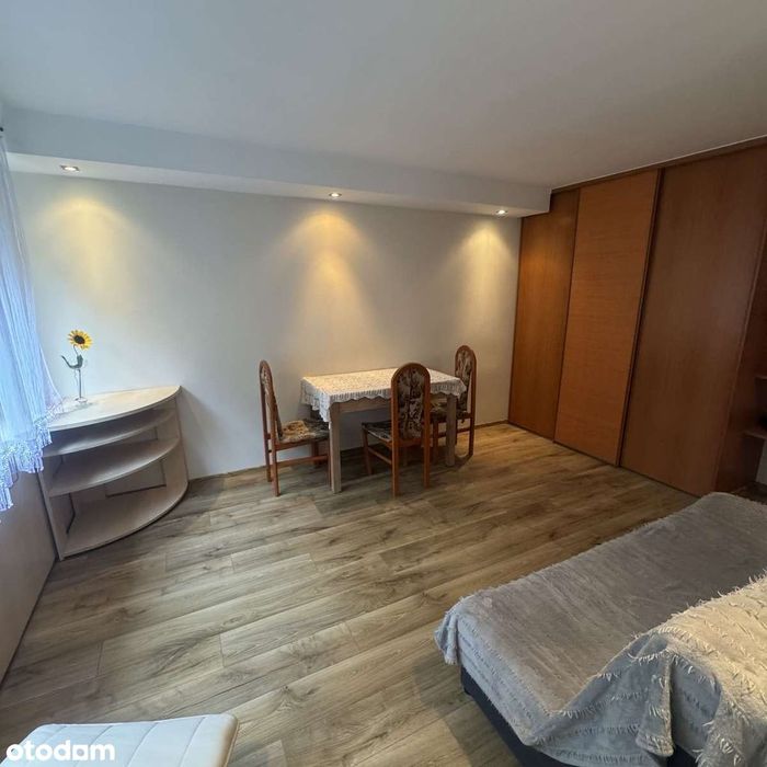 Kawalerka na Klonowej