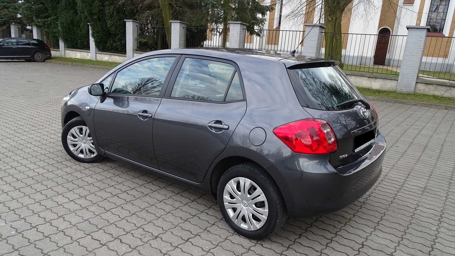 TOYOTA AURIS 2,0 D-4D klima,elektryka,abs,autoalarm,serwis,radio