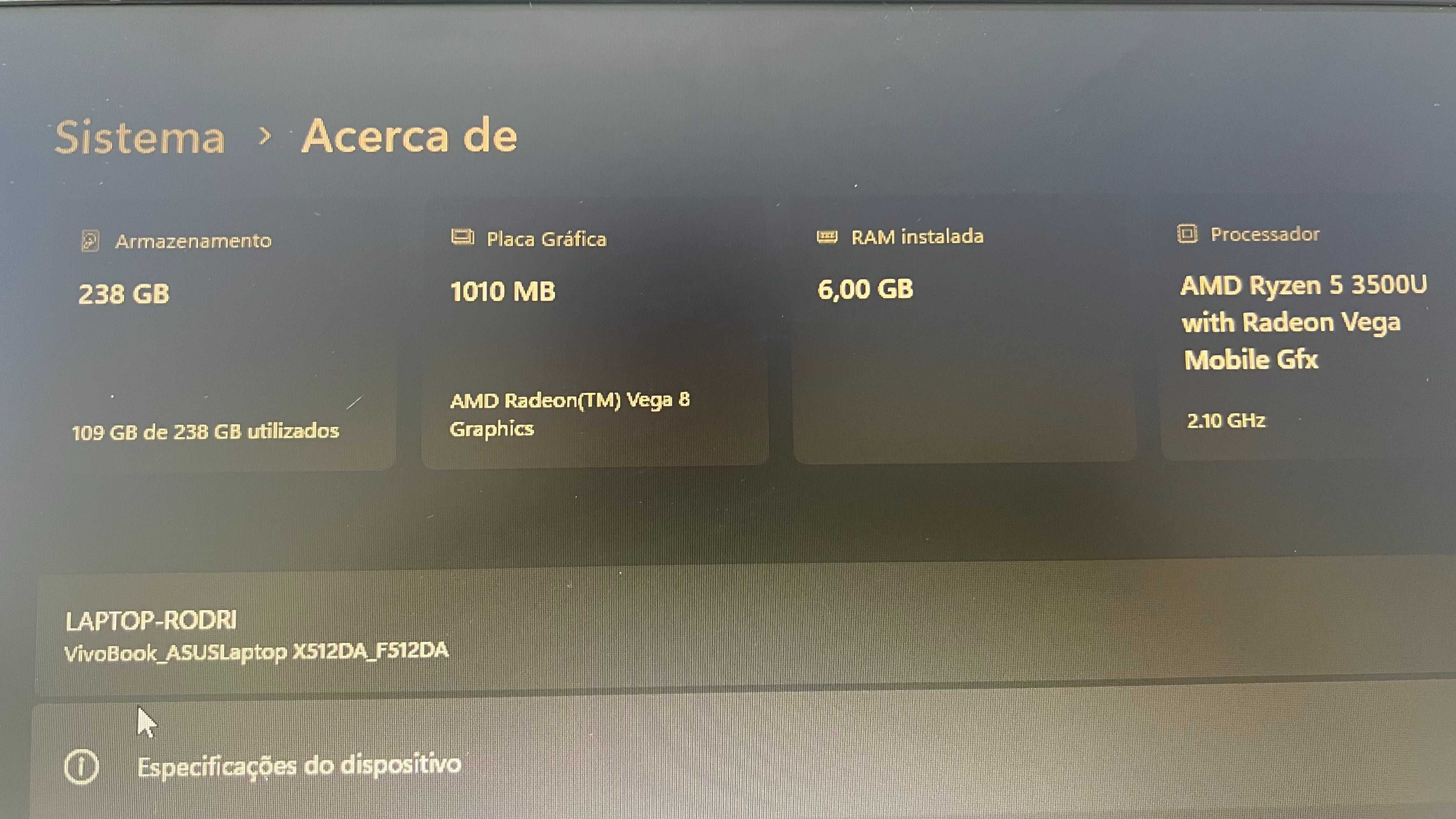 Portátil Asus Vivobook