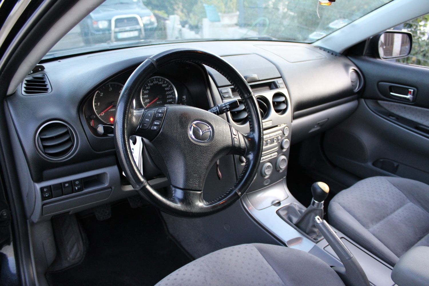 MAZDA 6 2.0 2004
