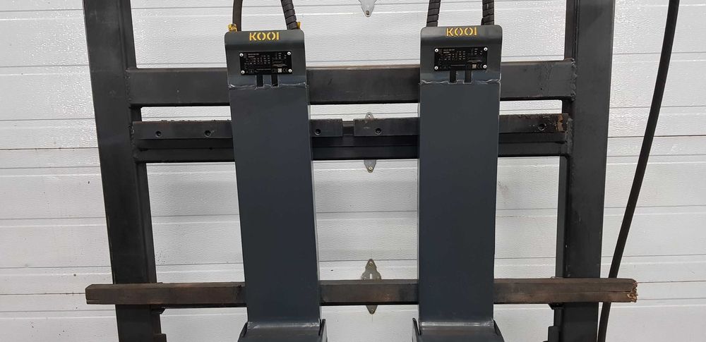 Widły do wózka widłowego teleskopowe przedłużki 2A 2500kg KOOI 2350mm