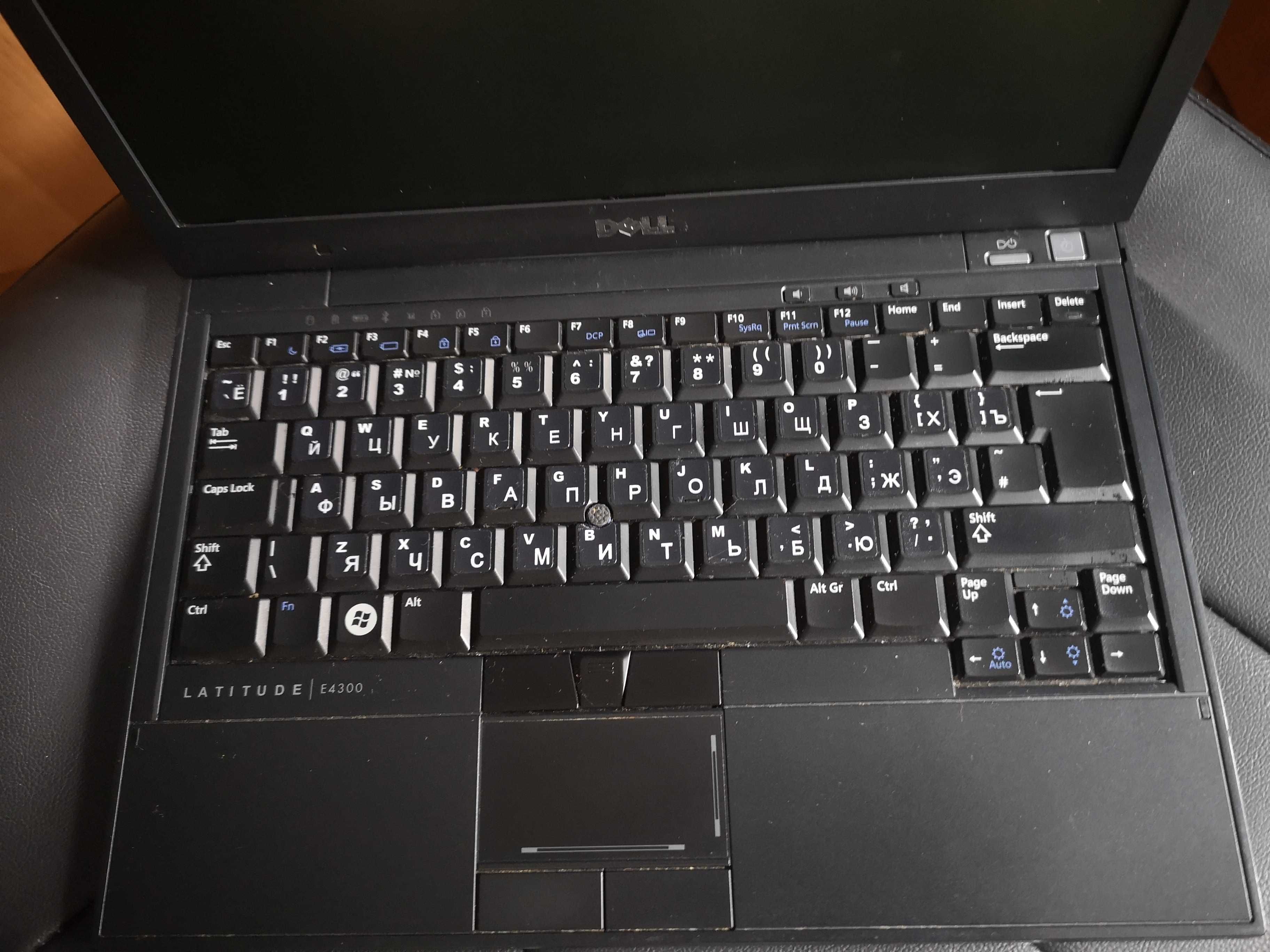 DELL Latitude E4300