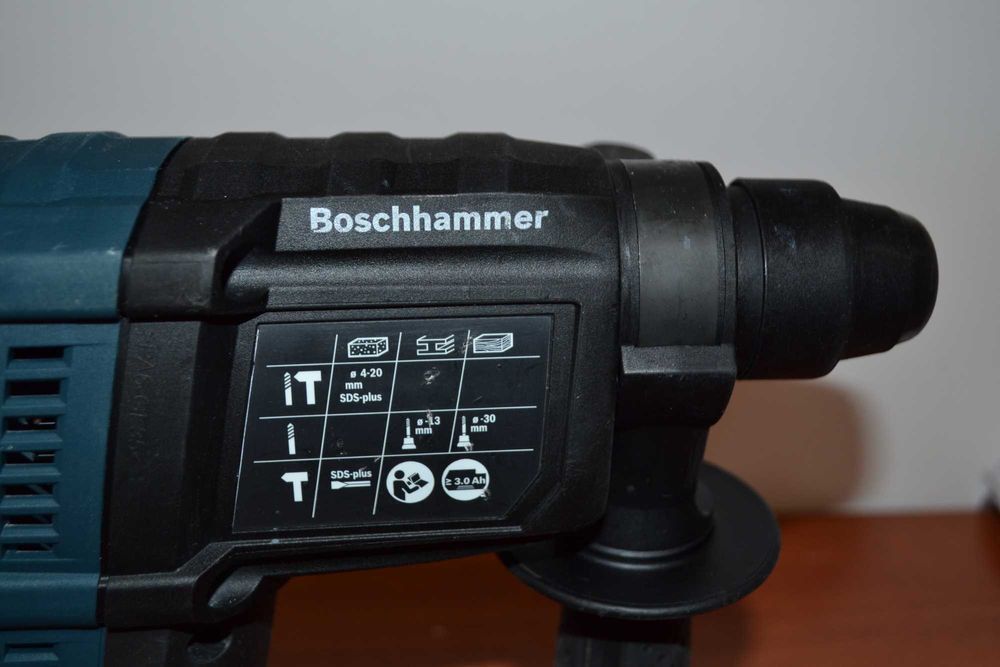 Młotowiertarka Bosch GBH 180-LI + 1x Bateria 4.0Ah i Ładowarka