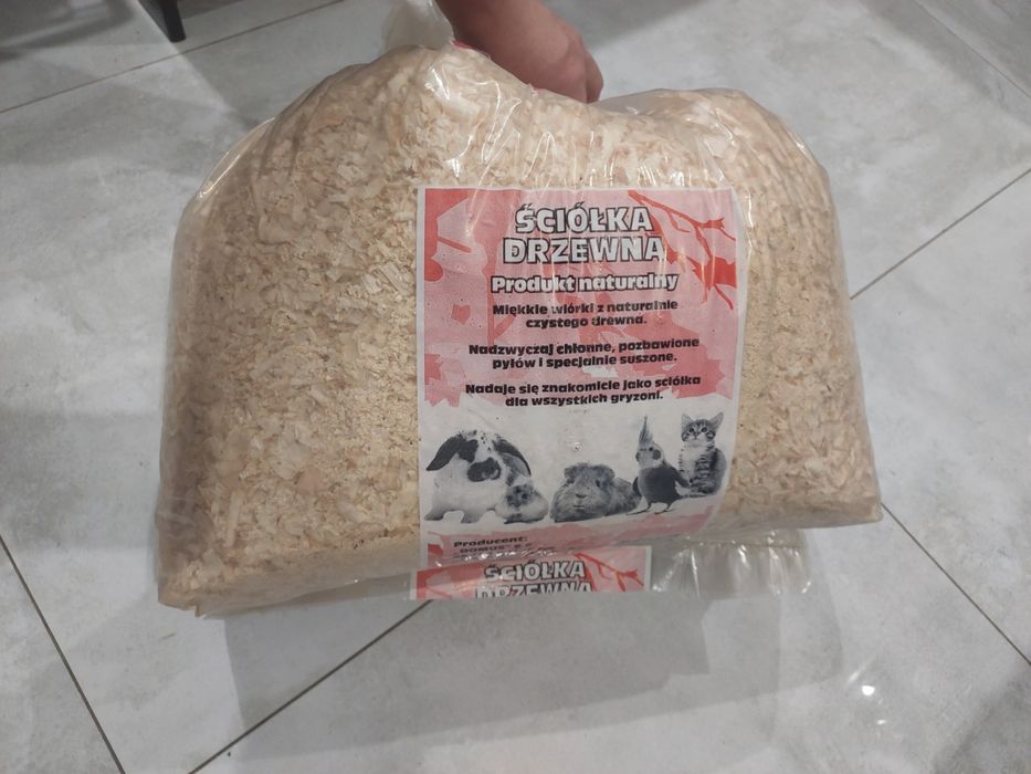 Trociny I karma dla chomika