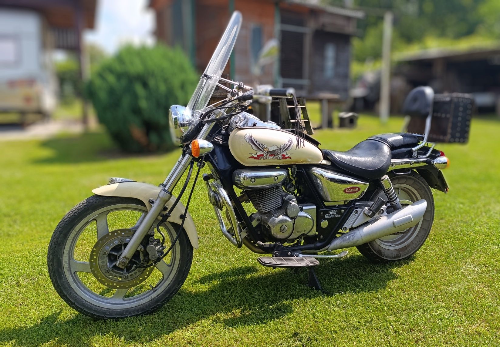 Daelim   VT 125 F