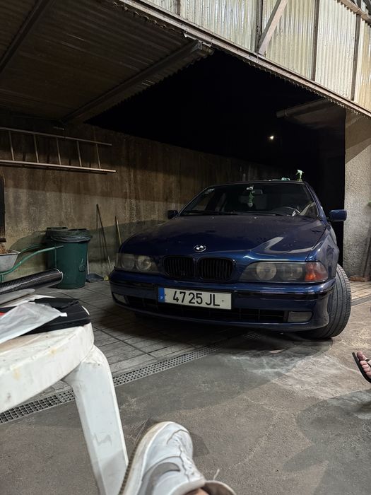 BMW 525tds de 1998 para troca ou venda