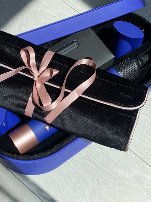 Новий фен-стайлер Dyson Airwrap HS 05 (Blue/Rose)