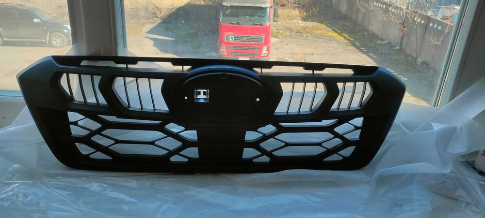 Решітка радіатора Subaru Outback 2022-2024