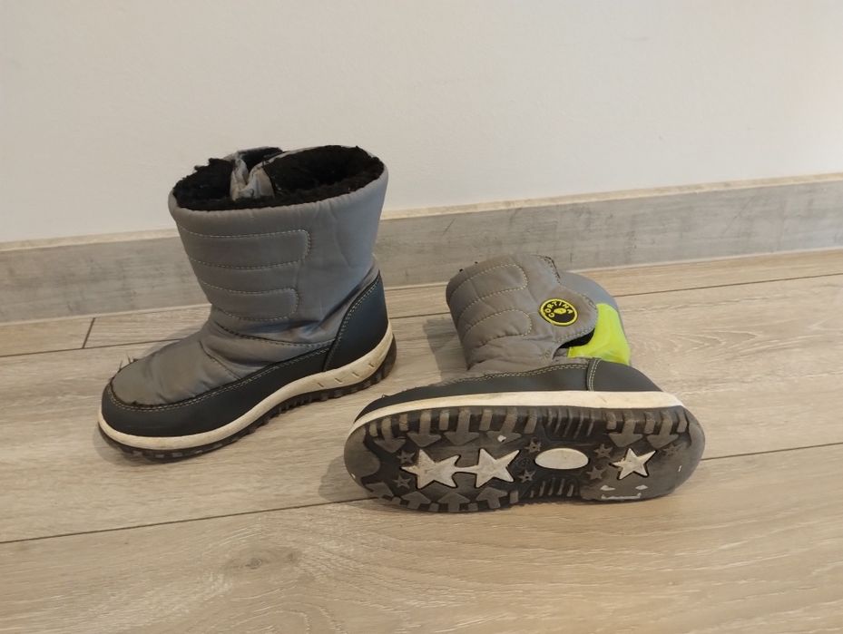 Buty zimowe 33 ciepłe wysokie