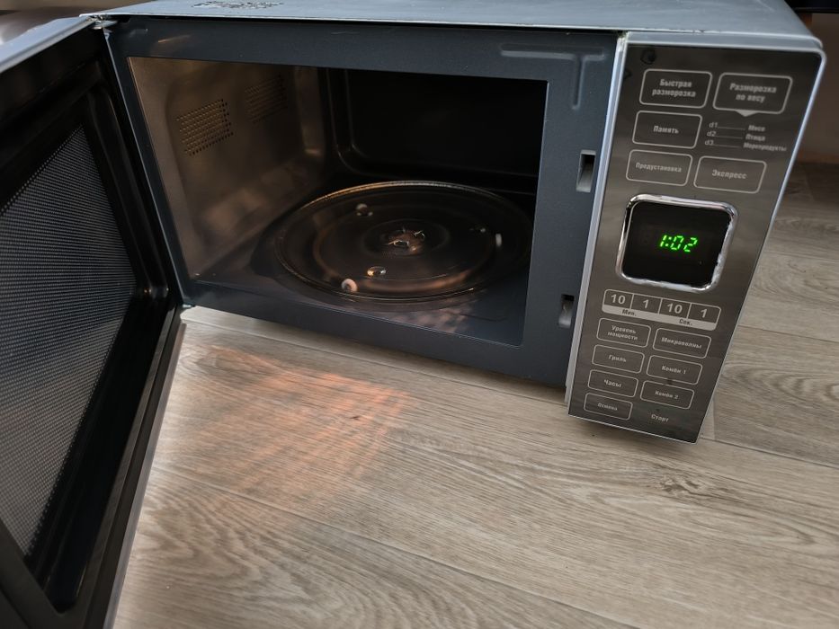 Мікрохвильова піч Elenberg MG 2950D