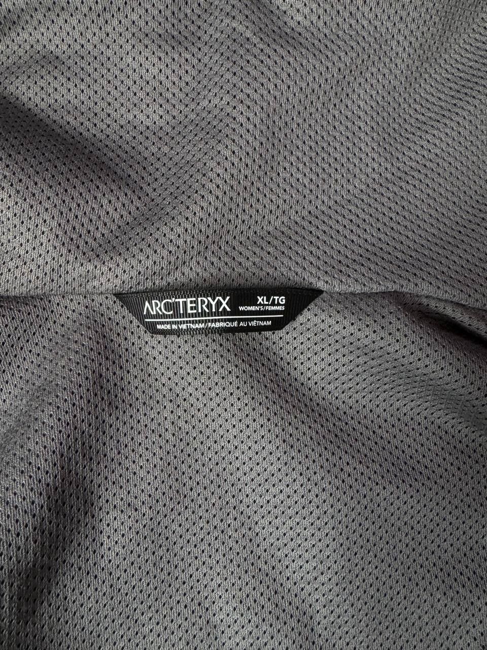 Куртка вітровка Arcteryx haglofs