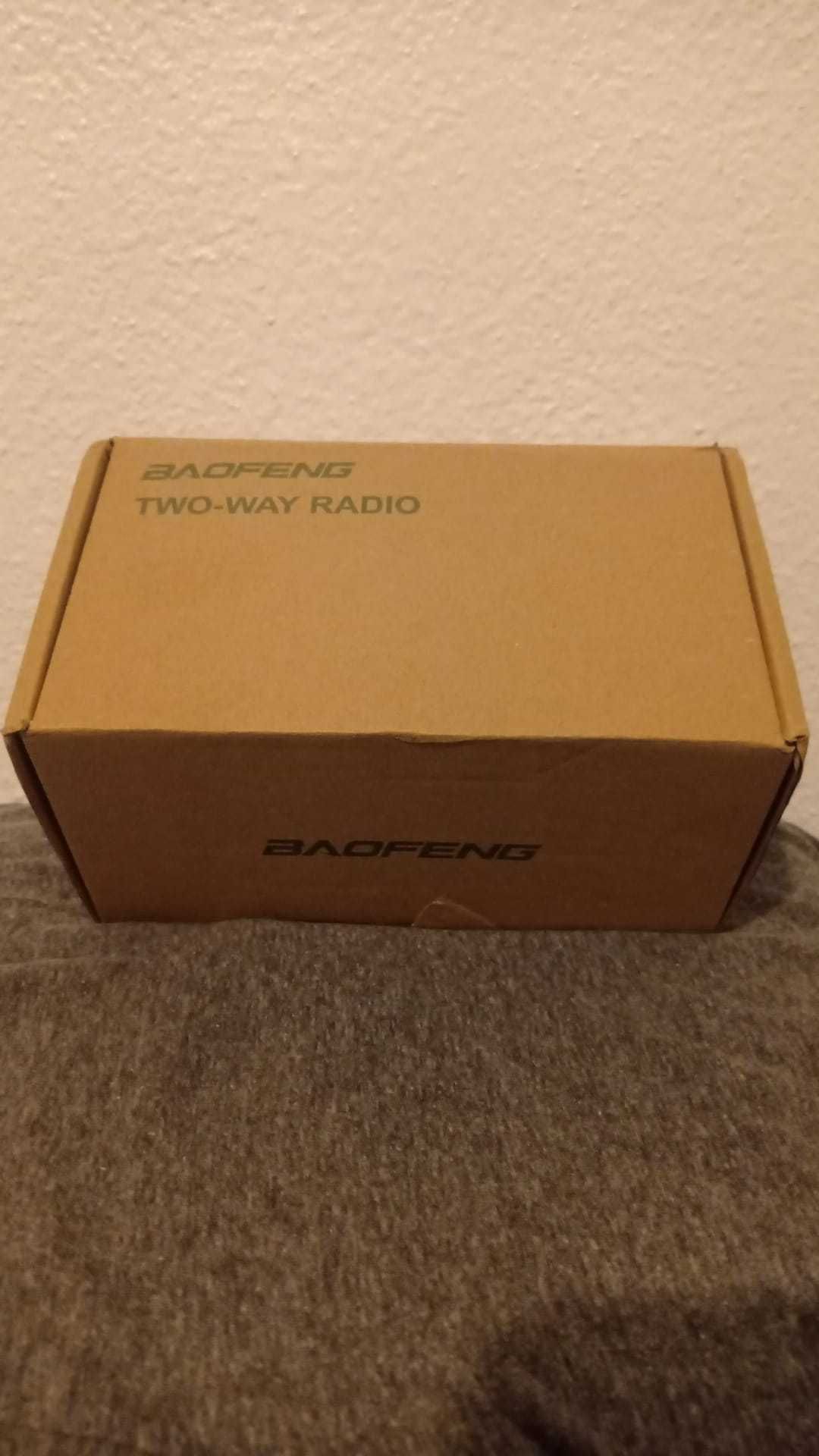 Walkie Talkie - Baofeng 5RH Pro Series - Novo!!