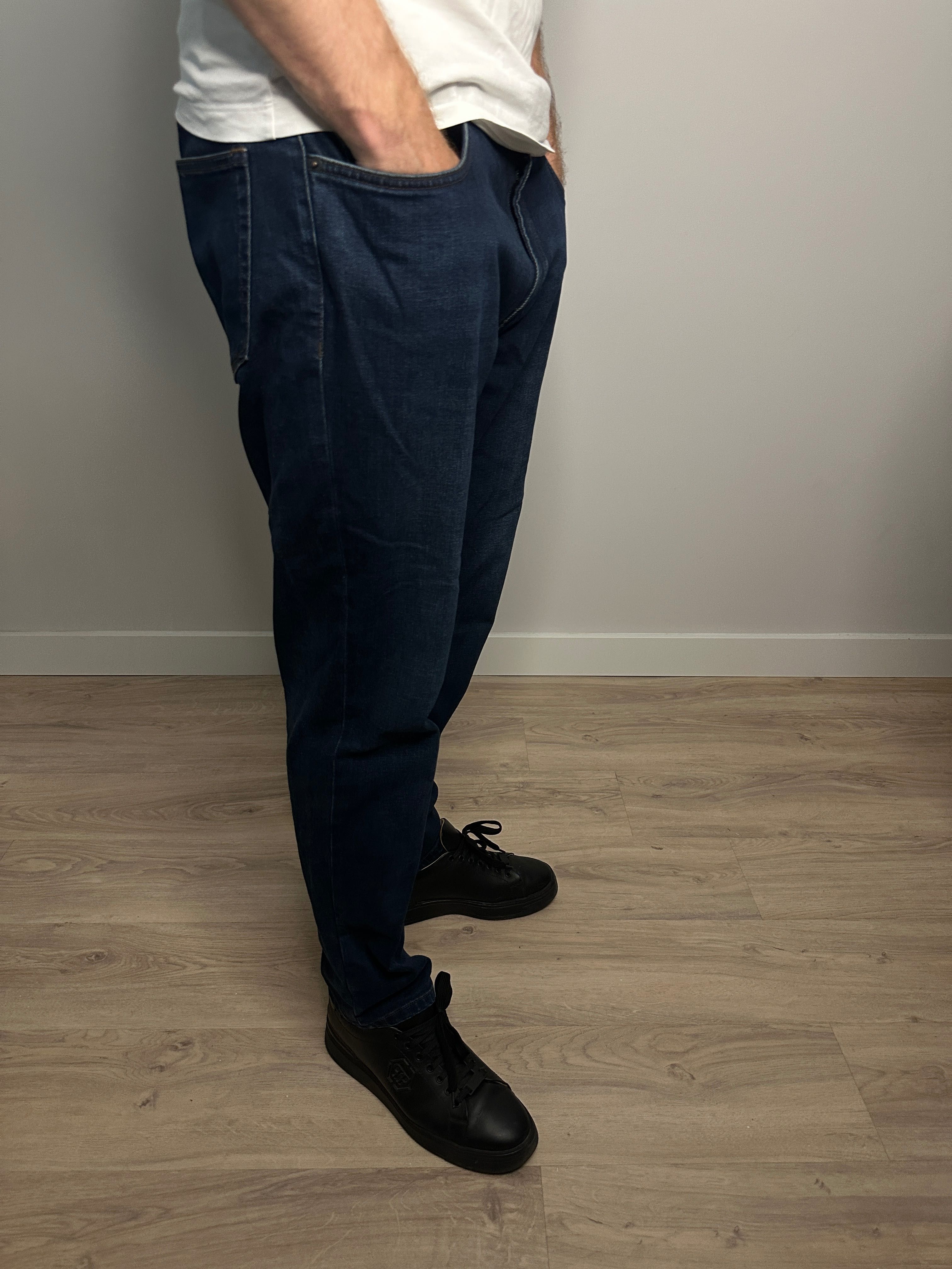 Jeansy Massimo Dutti – Relaxed Fit – Rozmiar 38 – Granatowe