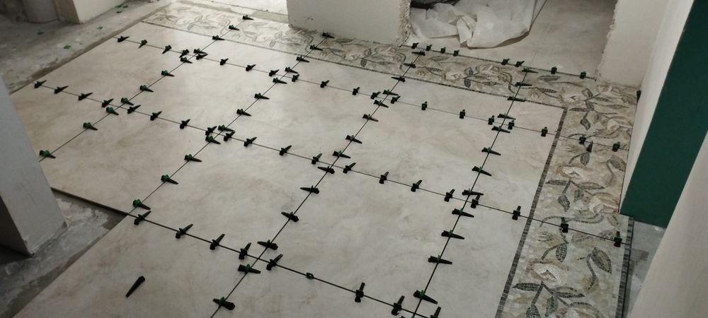 Облицювання плиткою, укладання керамограніту та кераміки