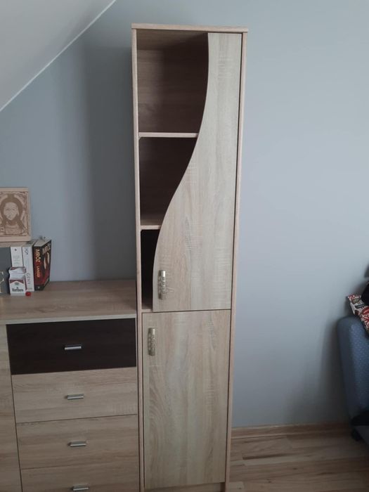 Meble młodzieżowe w bardzo dobrym stanie