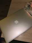Lapotp macbook air a13669 emc2469