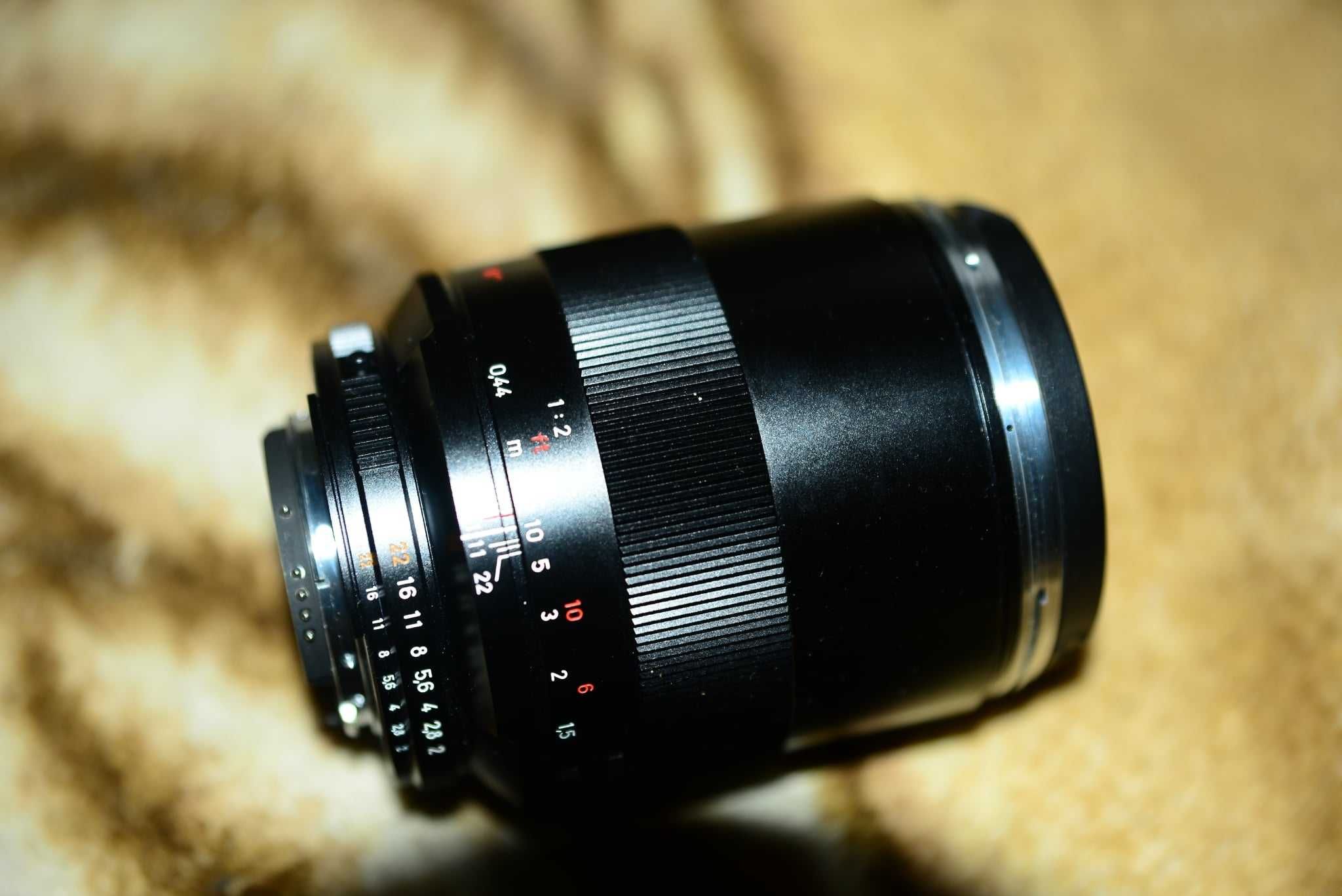 Carl zeiss planar 100 mm f2 nikon canon sony Panasonic l mount