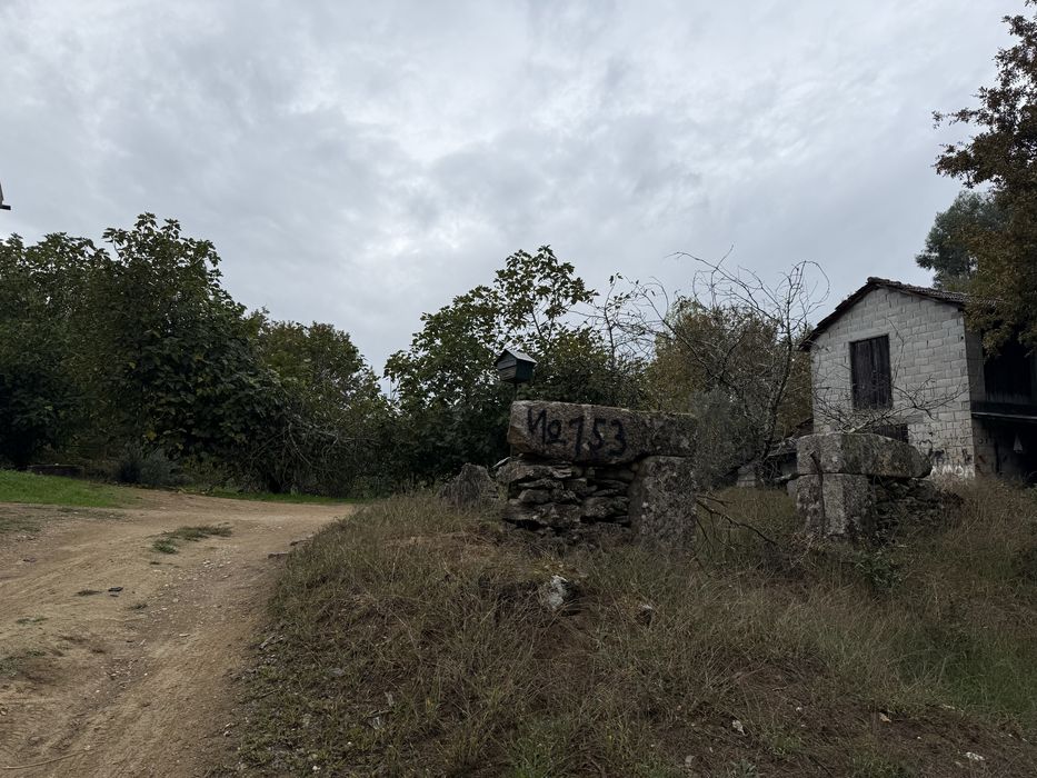 Casa c/terreno e campo 32500m2