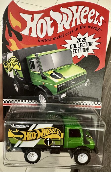 Hot Wheels Mercedes-Benz Unimog U 1300L collector edition 2025
