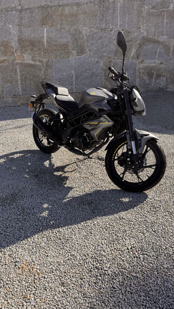 Benelli BN125 Mil km