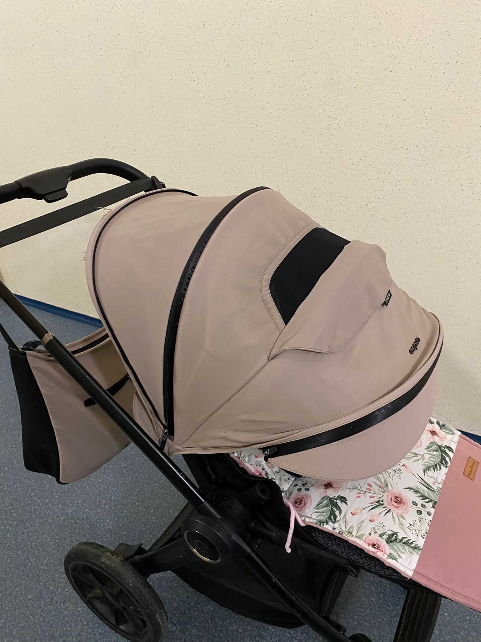 Wózek espiro yoga 2 w 1 gondola i spacerówka