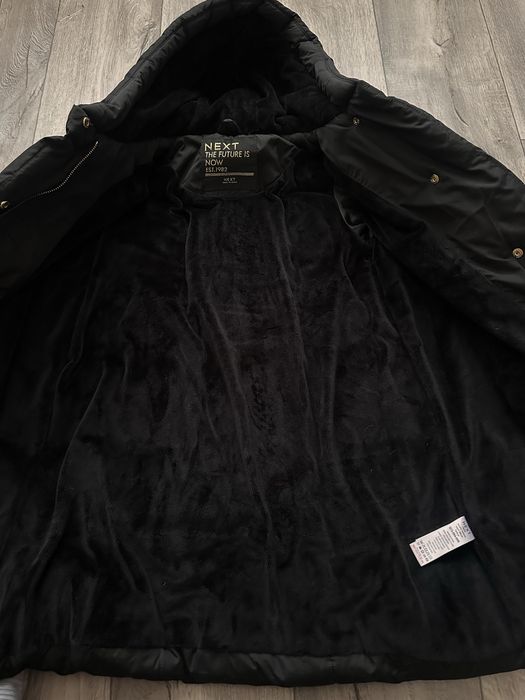 Зимнее пальто next 7/122 см черное для девочки на флисе зимове пальто