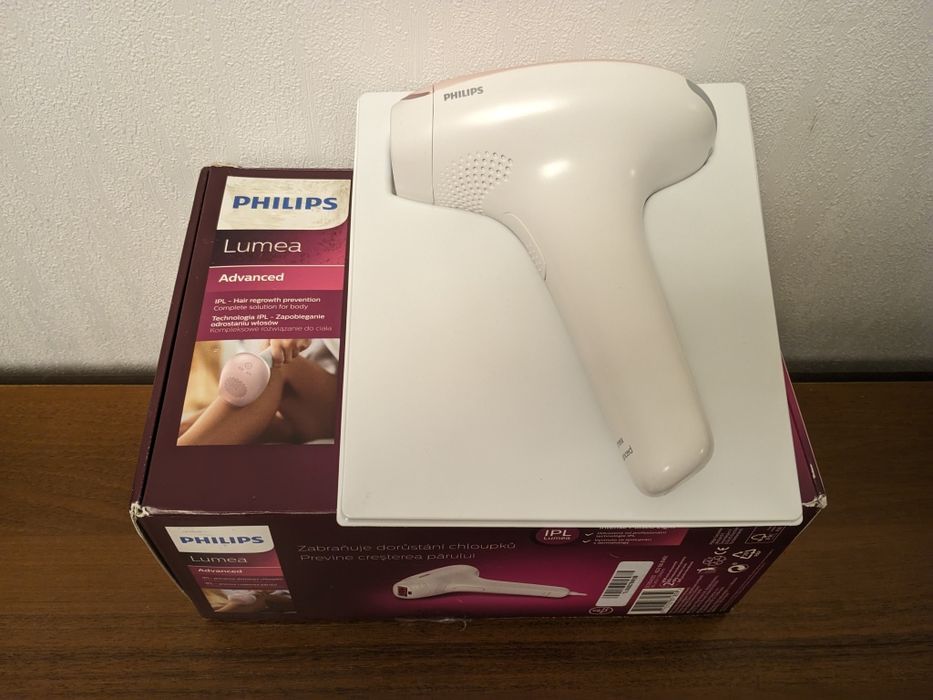 Фотоепілятор PHILIPS Lumea SC 1994/00 серії 7000