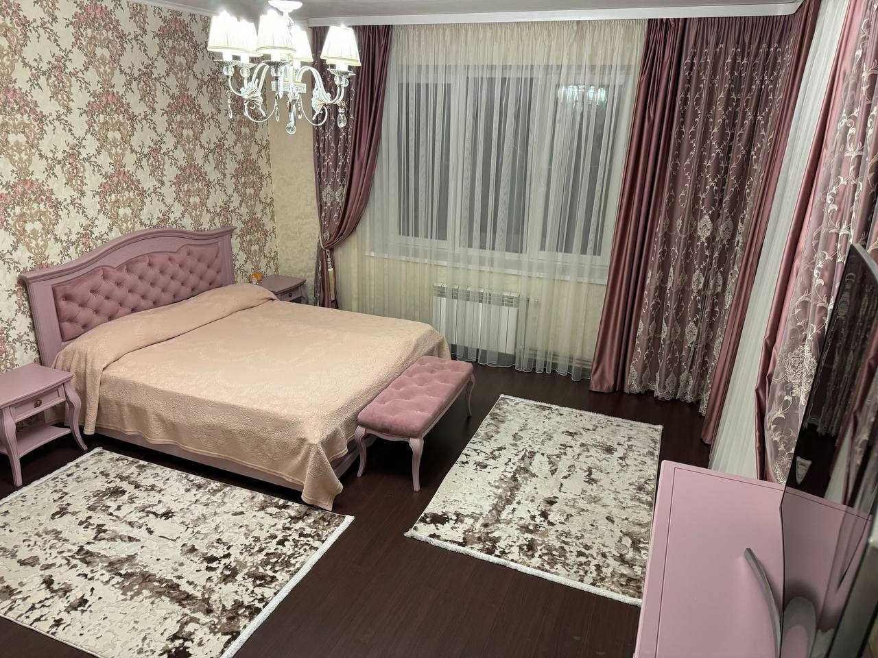 Ексклюзивний будинок з басейном, ландшафтним дизайном на Біленькой
