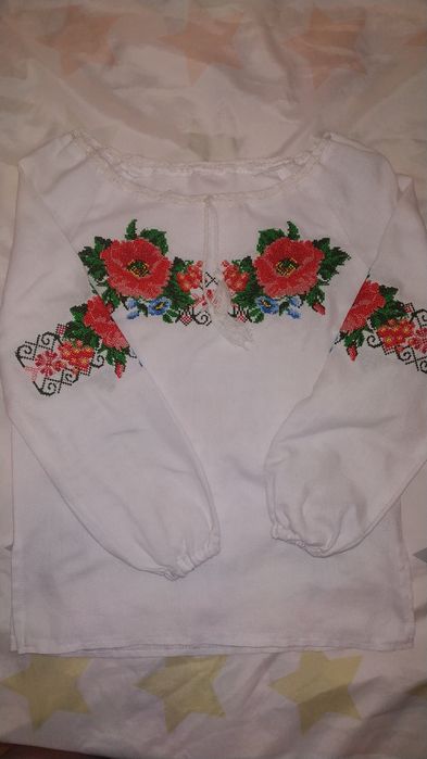 Вишиванка з маками на дівчинку 6-8 років 122