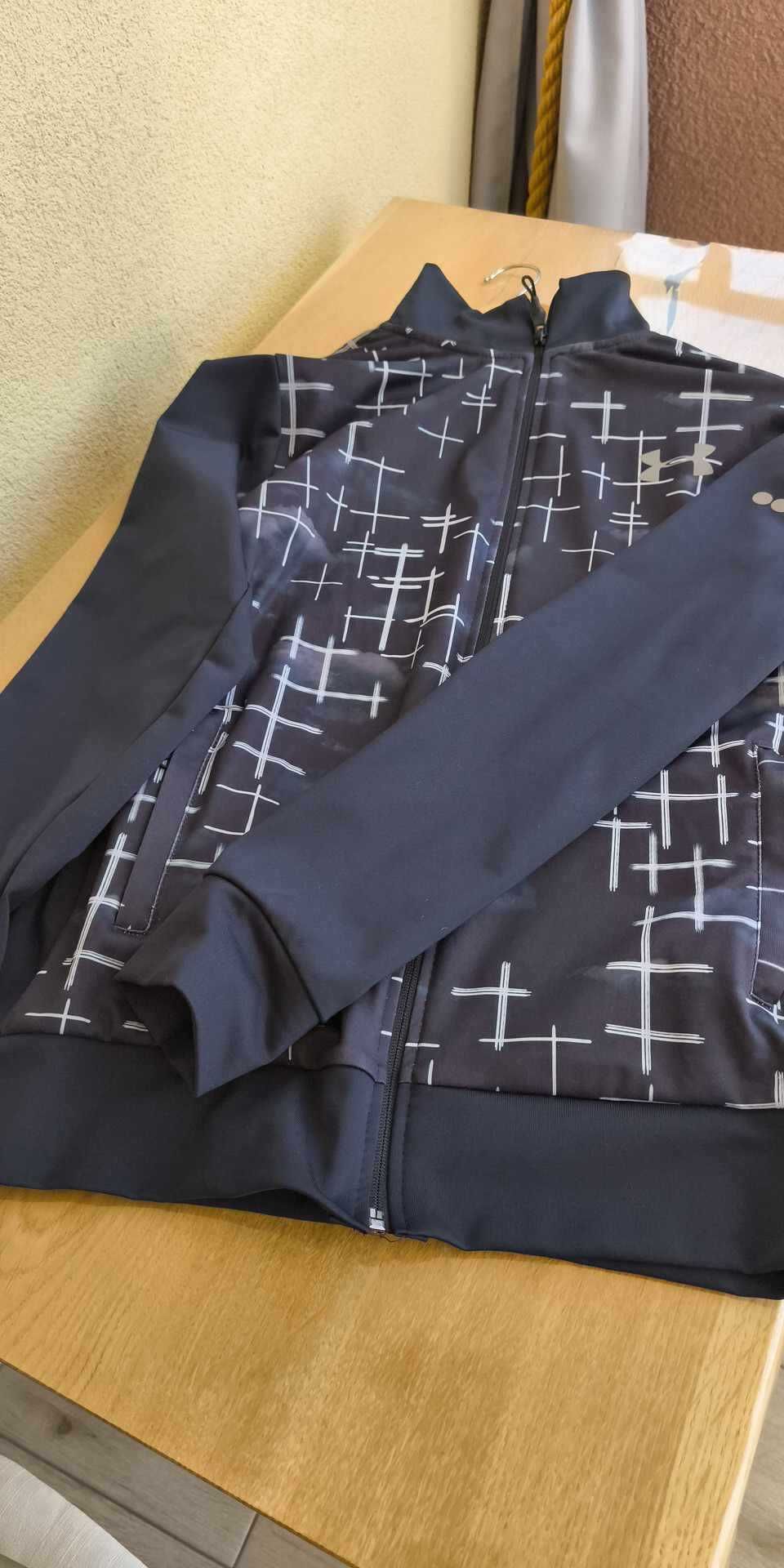 Dres Under Armour