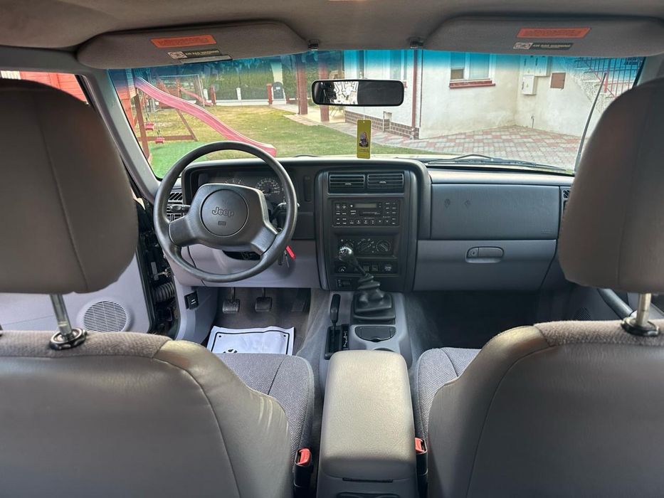 XJ CHEROKEE na sprzedaz