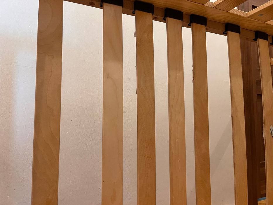 Łóżko sosnowe z materacem 80x180