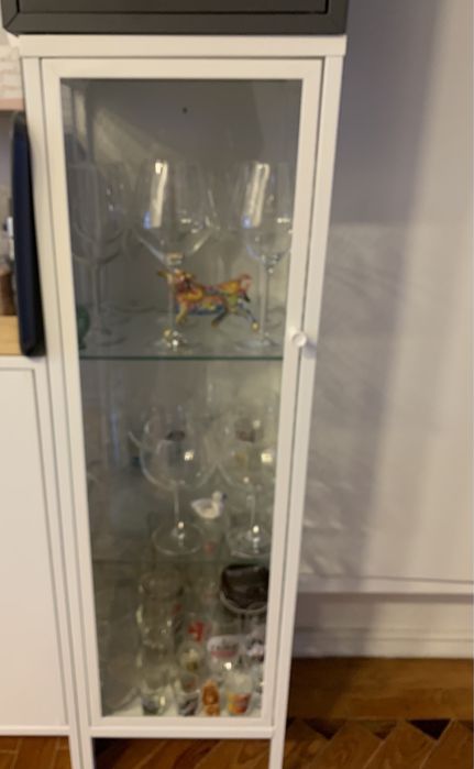 Vitrini de metal/branco e vidro - Ikea