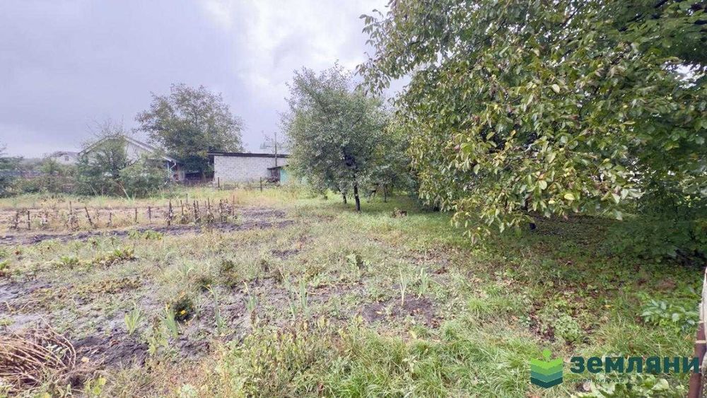 Продається ділянка в центрі Микитинців 14 сот з будинком (7)