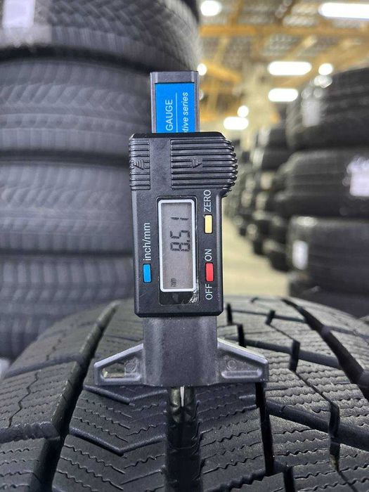 Шини вживані зимові 215/60 R16 BRIDGESTONE BLIZZAK VRX