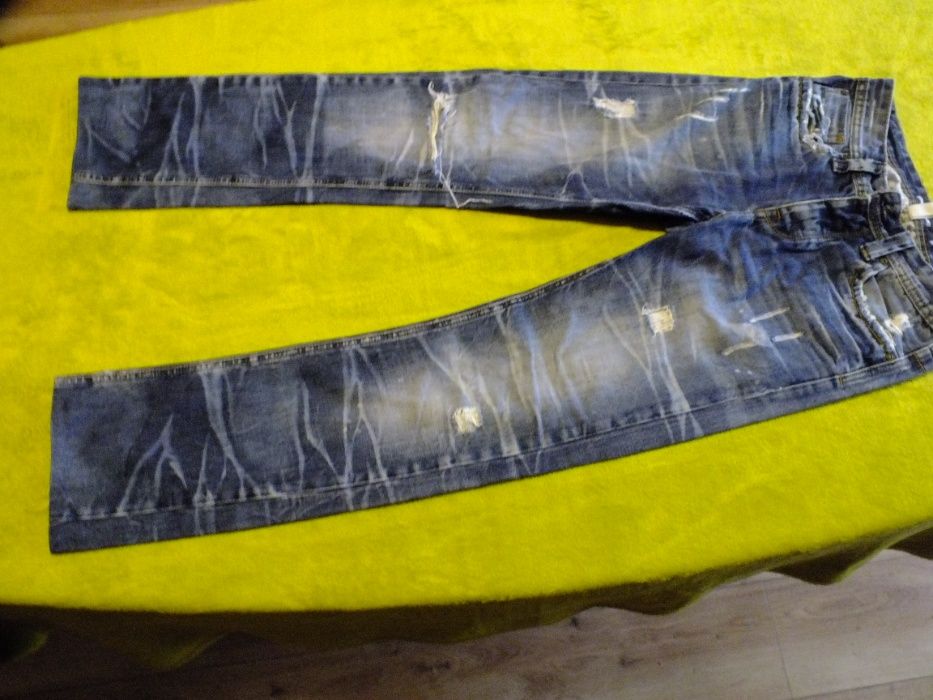 Spodnie jeansowe