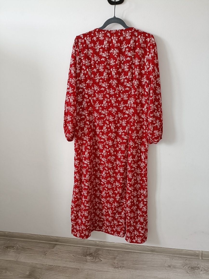 Długa czerwona sukienka w białe kwiaty XL plus size