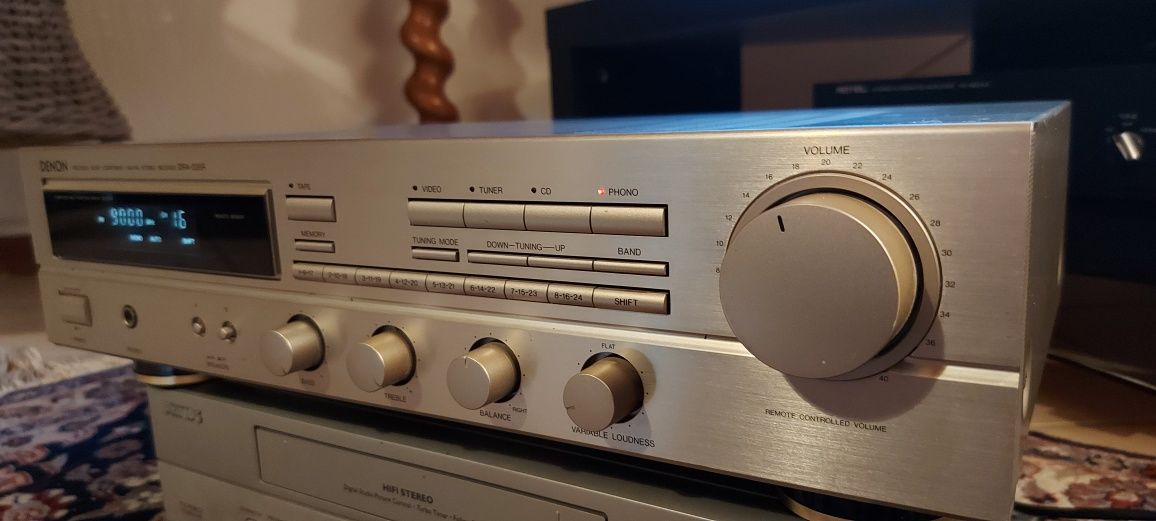 Amplituner denon