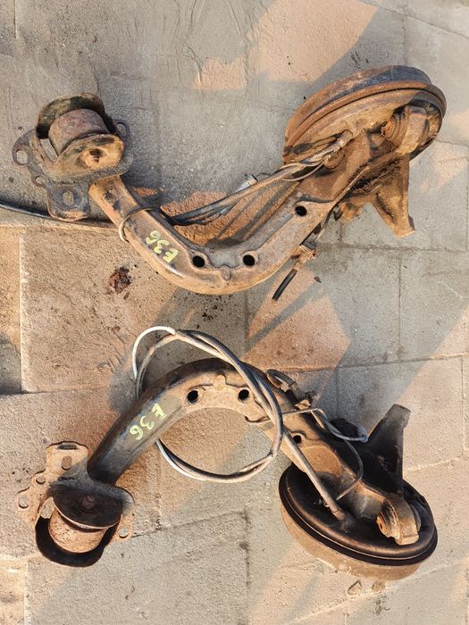 BMW E36 Wahacz Wahacze Tył Tylne Prawy Lewy Tylni Części BMA