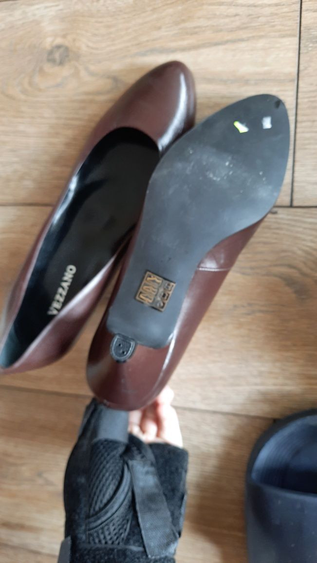 Nowe włoskie pantofle, brąz,  Vezzano- 37