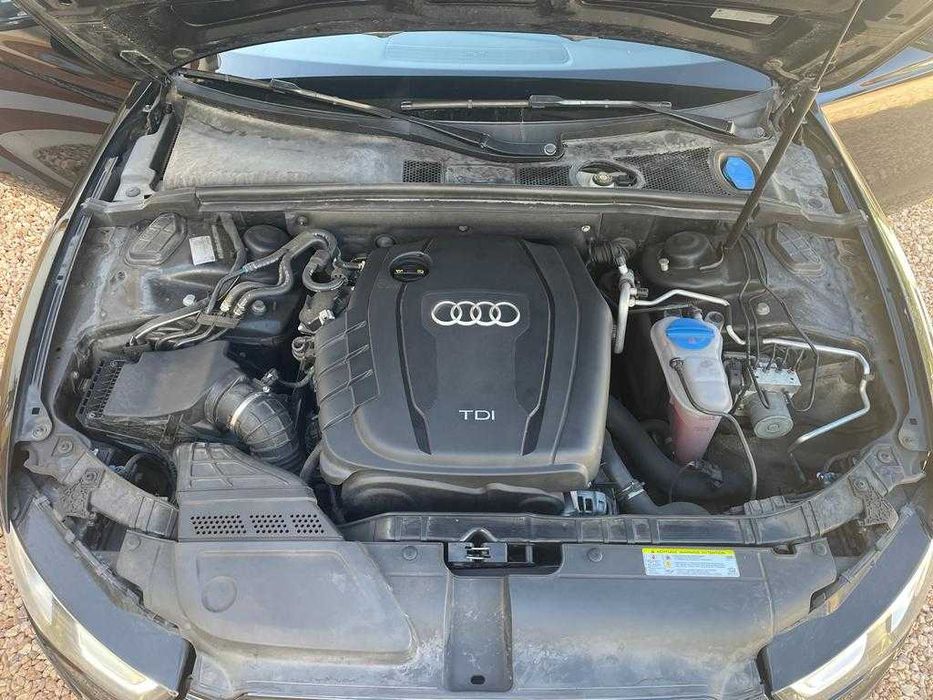Audi A5 Cabrio 2.0 TDi S-line